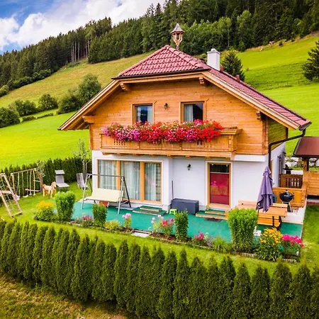 Sonnenchalet 2 Im Salzburger Lungau شاليه ماريابفار