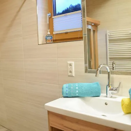 Sonnenchalet 2 Im Salzburger Lungau Alpesi faház *